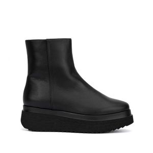 Aquatalia Omey Ankle Boots - 8